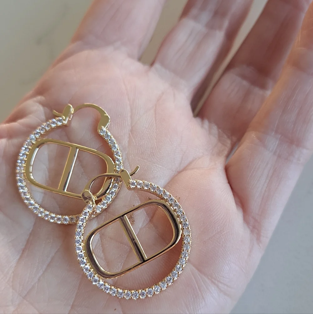 C Dior Style Classic Earrings - Picture 4 of 5